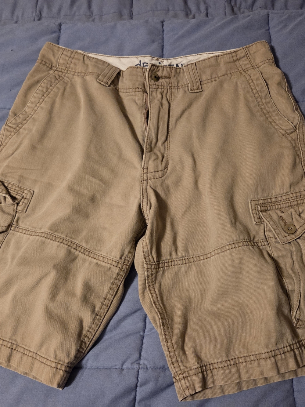 Denizen from Levi's Men's Khaki Cargo Shorts